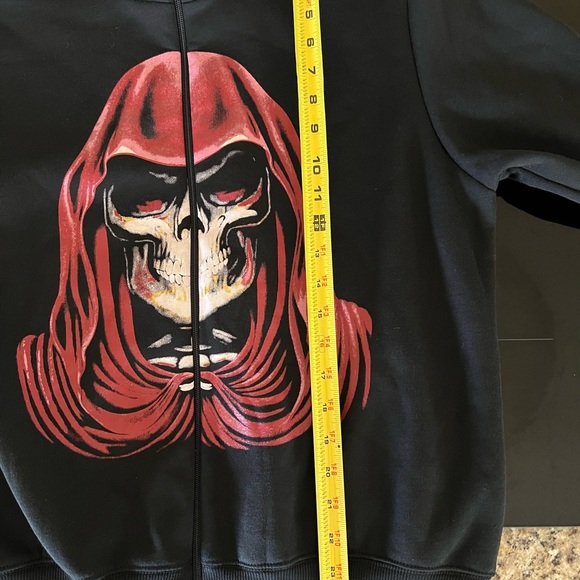 Charades Evil Empire Skull Hoodie Men’s Size Small/Women’s Size Medium BNWT - Picture 12 of 16